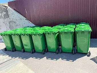 Plastmasas miskasti ielādēja Austrālijā